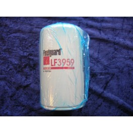 Fleetguard oil filter LF3959