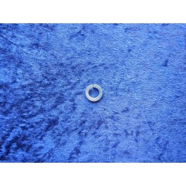 14mm zinc coated spring washer 60129-01014