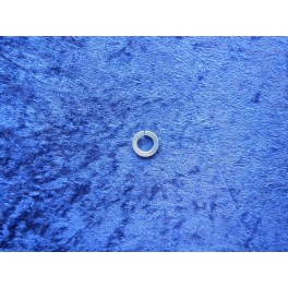 14mm zinc coated spring washer 60129-01014